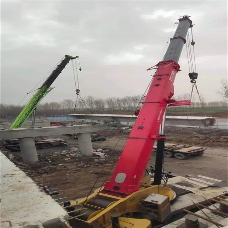 封开钢构件起吊,吊点采用几点绑扎